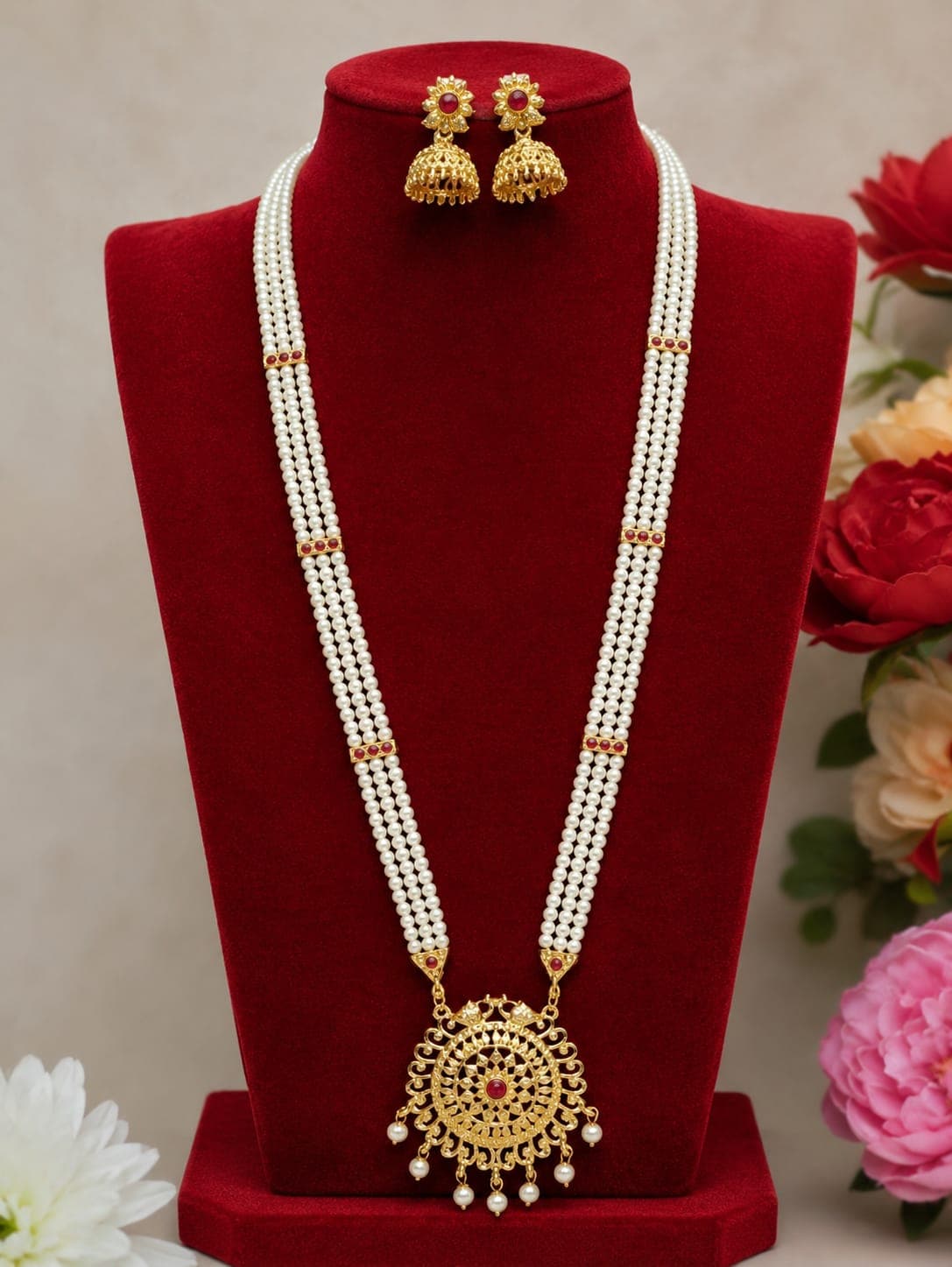 Joyful handmade jewellery piece 08